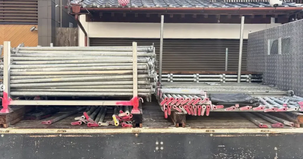 ステージ足場設営03